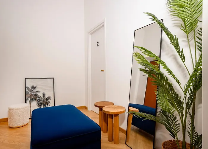 High-End Apartment In Bari Center