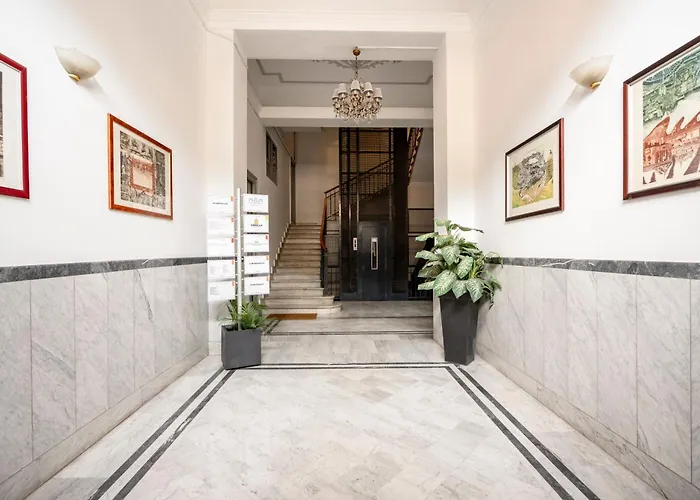 High-End Apartment In Bari Center